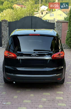 Минивэн Ford S-Max 2011 в 