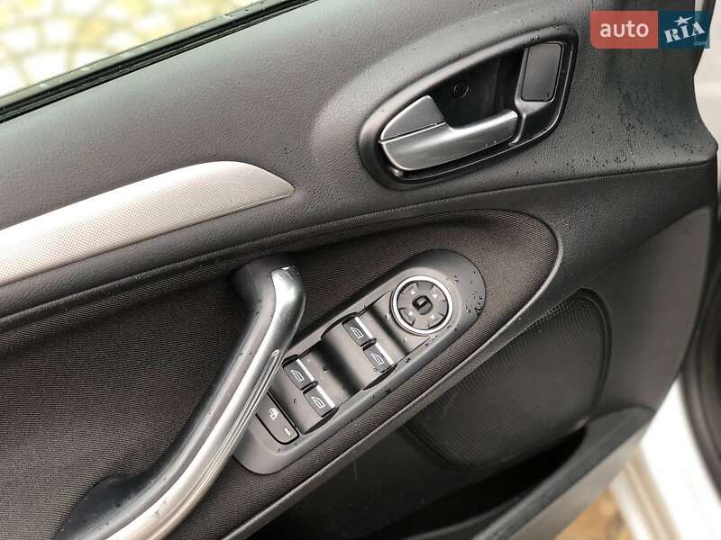 Минивэн Ford S-Max 2011 в Ковеле
