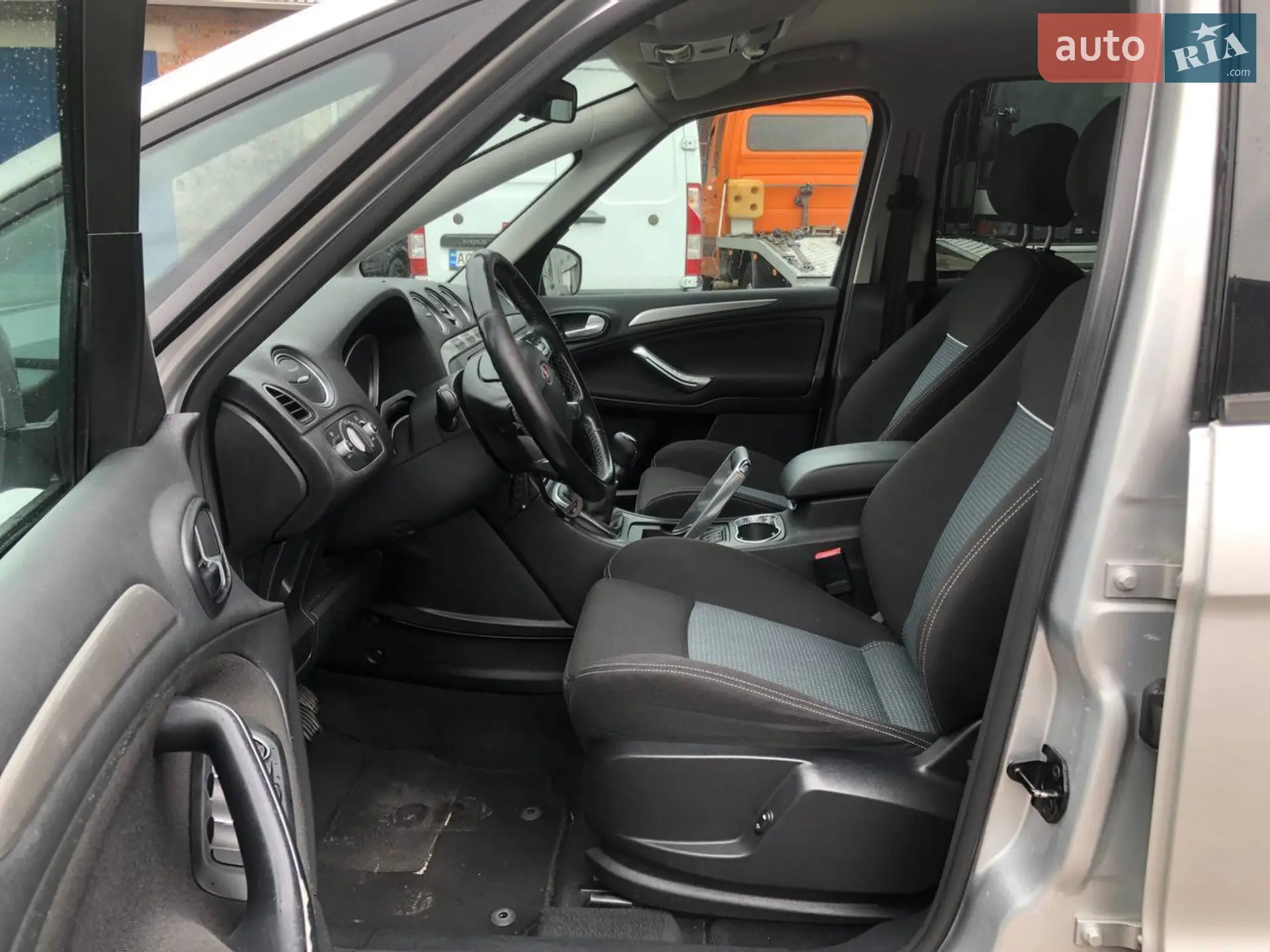 2011 Ford S-MAX - мініатюра 33