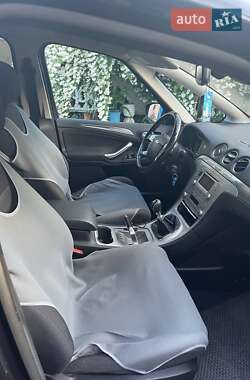 Минивэн Ford S-Max 2009 в 