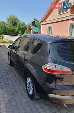 Минивэн Ford S-Max 2009 в 