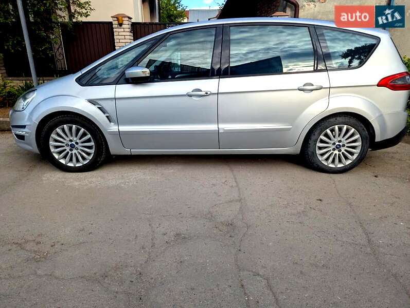Минивэн Ford S-Max 2014 в Бучаче