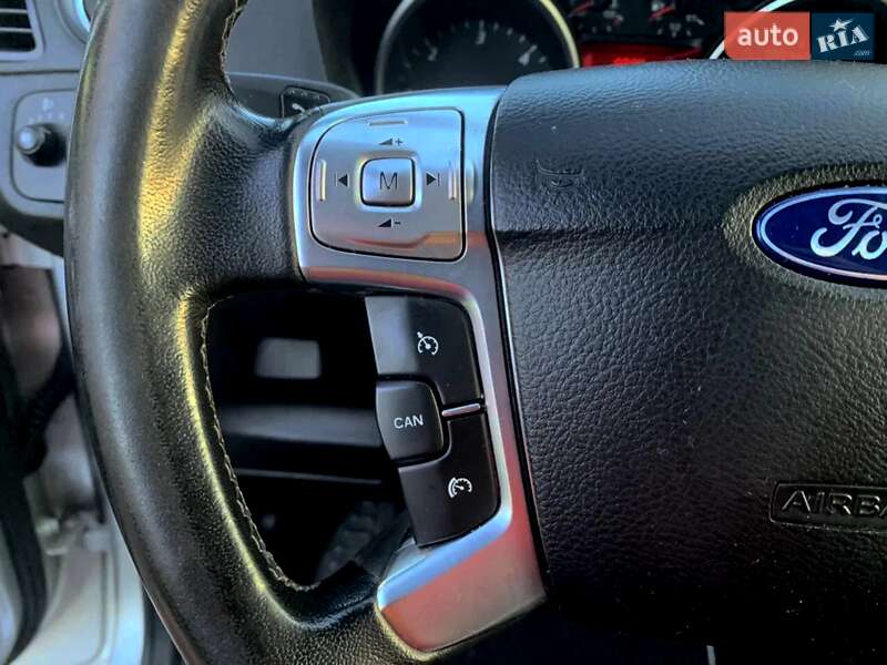 Минивэн Ford S-Max 2014 в Бучаче