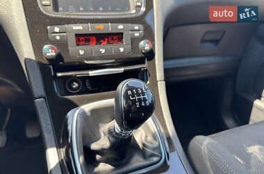 Минивэн Ford S-Max 2011 в 