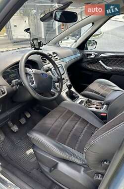 Минивэн Ford S-Max 2009 в 