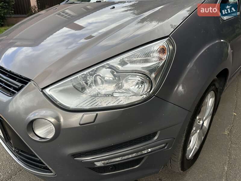 Минивэн Ford S-Max 2013 в Киеве