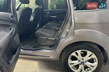 Минивэн Ford S-Max 2013 в 