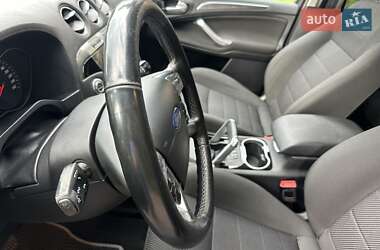 Минивэн Ford S-Max 2013 в 