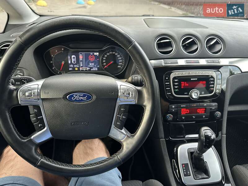 Минивэн Ford S-Max 2013 в Киеве