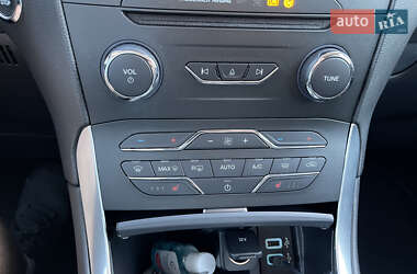 Минивэн Ford S-Max 2018 в 