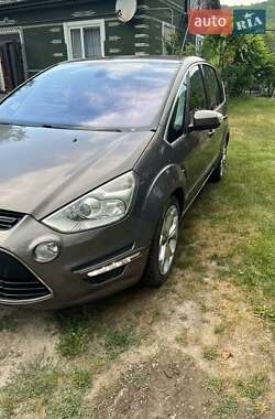 Минивэн Ford S-Max 2013 в 