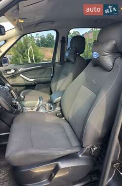 Минивэн Ford S-Max 2008 в 