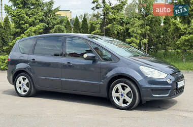 Минивэн Ford S-Max 2006 в 