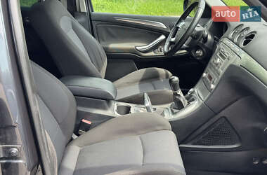 Минивэн Ford S-Max 2006 в 