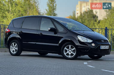 Мінівен Ford S-Max 2014 в 