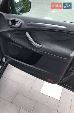 Минивэн Ford S-Max 2007 в 