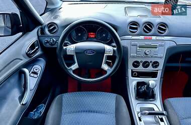 Минивэн Ford S-Max 2007 в 