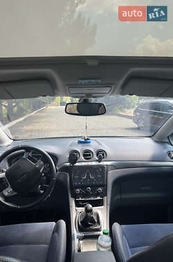 Минивэн Ford S-Max 2008 в 