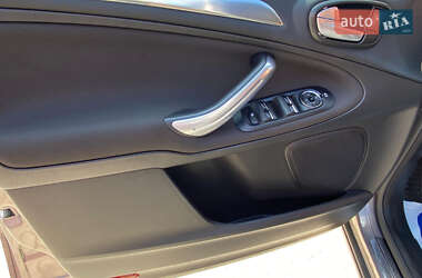 Минивэн Ford S-Max 2013 в 