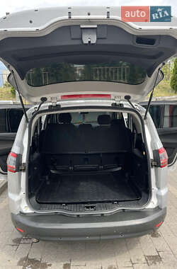 Минивэн Ford S-Max 2012 в 
