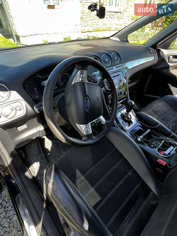 Мінівен Ford S-Max 2010 в Львові