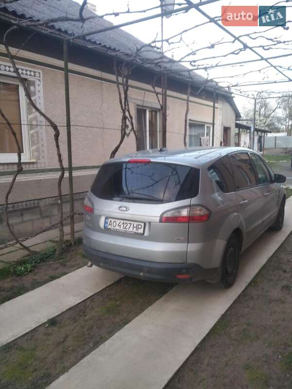 Мінівен Ford S-Max 2009 в Ужгороді