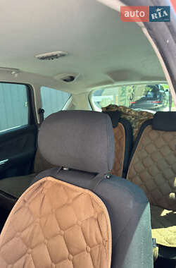 Минивэн Ford S-Max 2006 в 