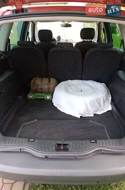 Минивэн Ford S-Max 2006 в 