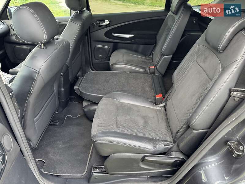 Минивэн Ford S-Max 2009 в Киеве