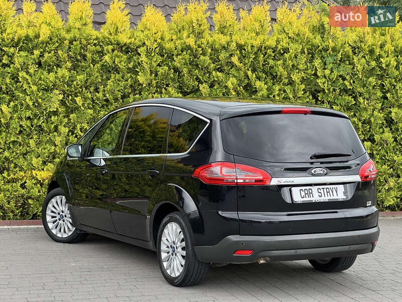 Минивэн Ford S-Max 2011 в Стрые