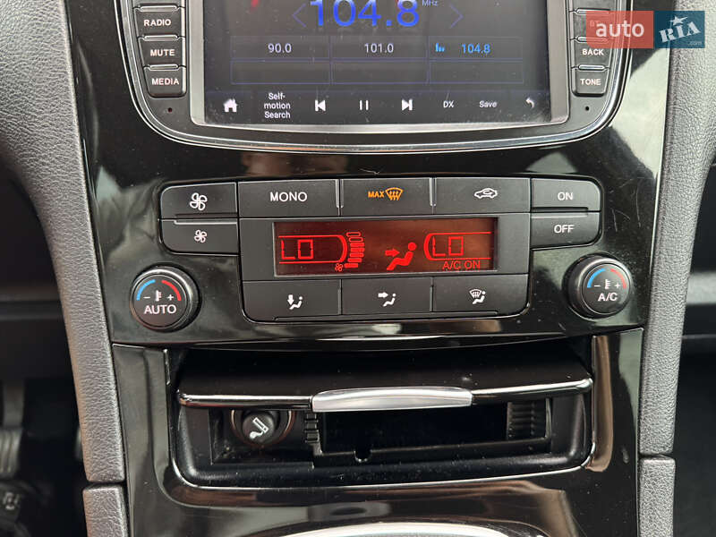 Минивэн Ford S-Max 2011 в Стрые
