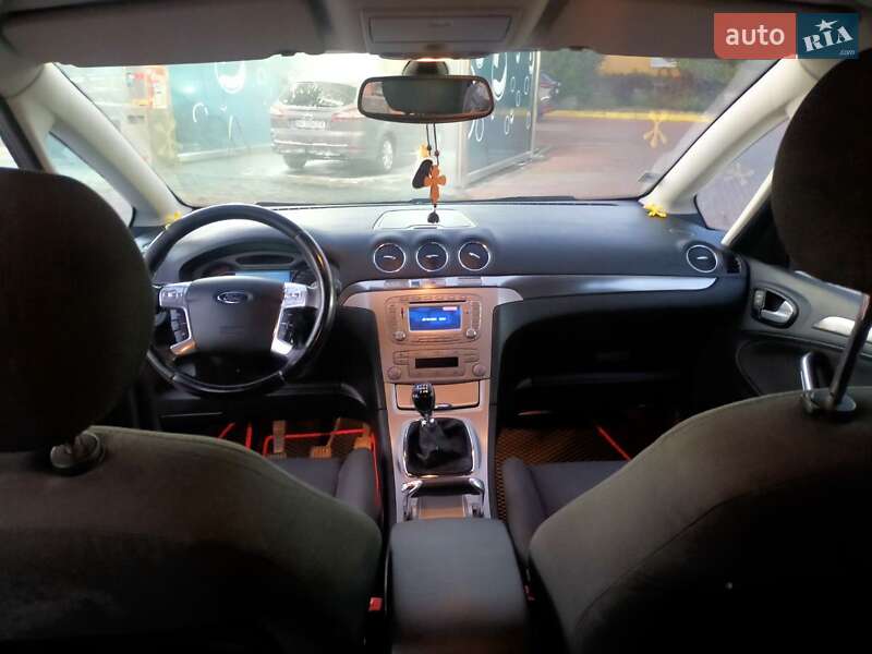 Минивэн Ford S-Max 2009 в Ровно