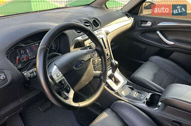 Минивэн Ford S-Max 2013 в 