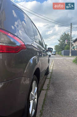 Минивэн Ford S-Max 2012 в 