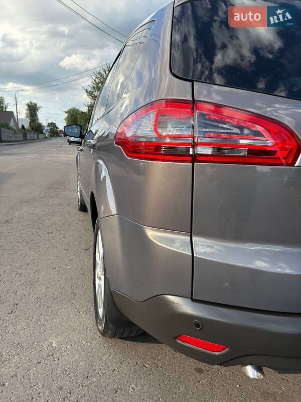 Минивэн Ford S-Max 2012 в Снятине