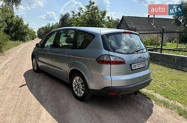 Минивэн Ford S-Max 2006 в 