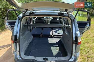 Минивэн Ford S-Max 2006 в 
