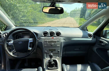 Минивэн Ford S-Max 2006 в 