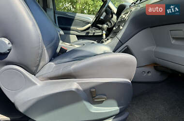 Минивэн Ford S-Max 2006 в 