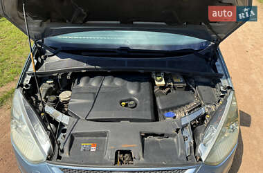 Минивэн Ford S-Max 2006 в 