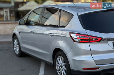Минивэн Ford S-Max 2020 в 