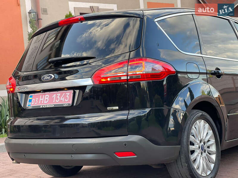 Минивэн Ford S-Max 2011 в Стрые
