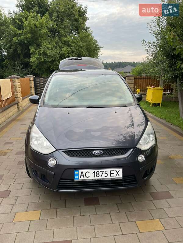 Мінівен Ford S-Max 2009 в Луцьку