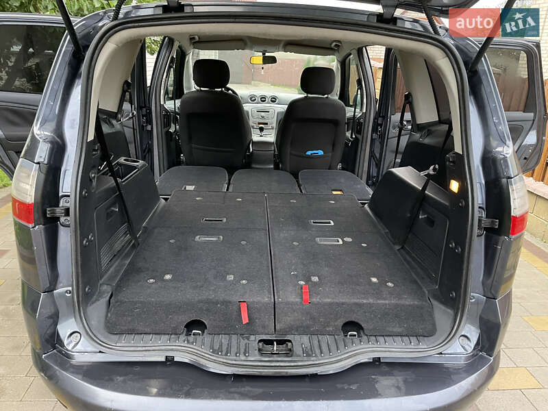 Мінівен Ford S-Max 2009 в Луцьку