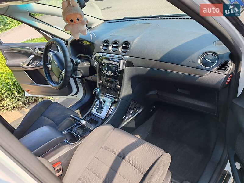 Минивэн Ford S-Max 2013 в Харькове фото 8 Минивэн Ford S-Max 2013 в Харькове