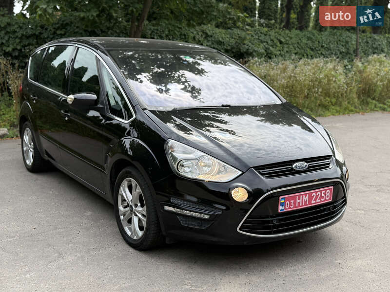Минивэн Ford S-Max 2010 в 