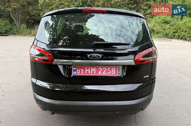 Минивэн Ford S-Max 2010 в 