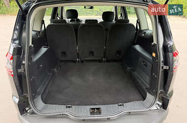 Минивэн Ford S-Max 2010 в 