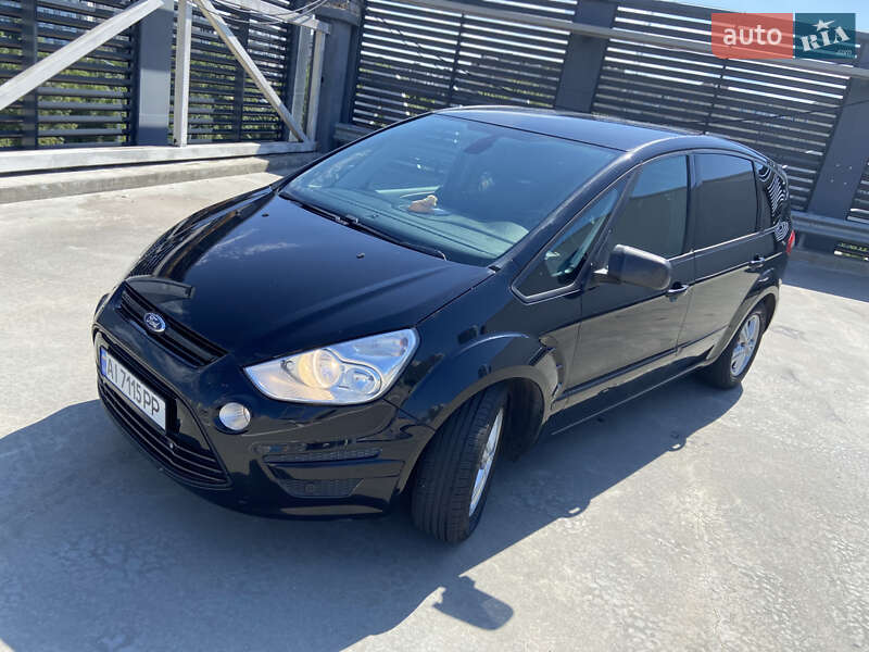 Минивэн Ford S-Max 2011 в Киеве