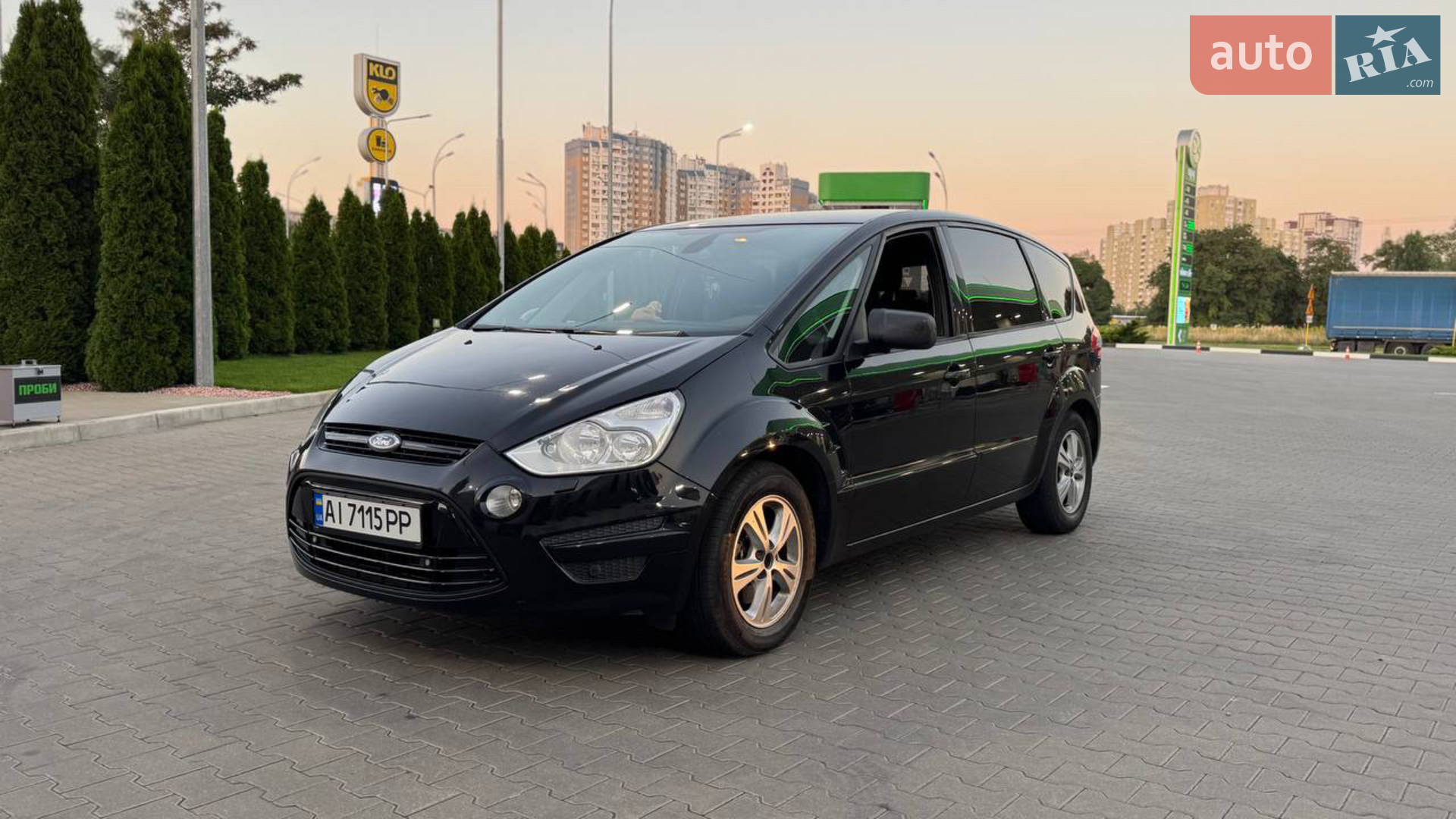 2011 Ford S-MAX - мініатюра 15